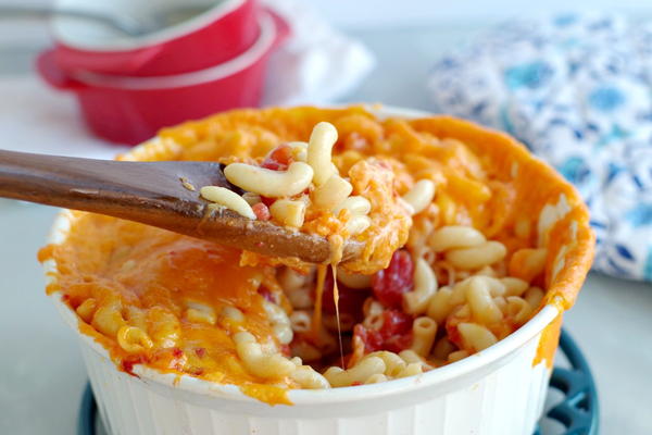 Old Fashioned Mac and Cheese with Tomatoes Old Fashioned Mac and Cheese with Tomatoes