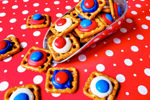 4th of July Pretzel Bites 4th of July Pretzel Bites
