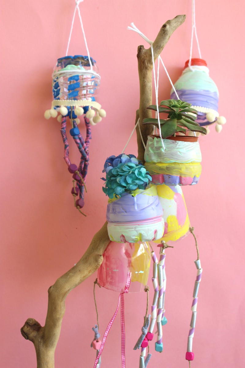 plastic bottles decor craft recycled bottle upcycled recycle upcycle botles crafts materials garden glass planters straws paper hanging cool