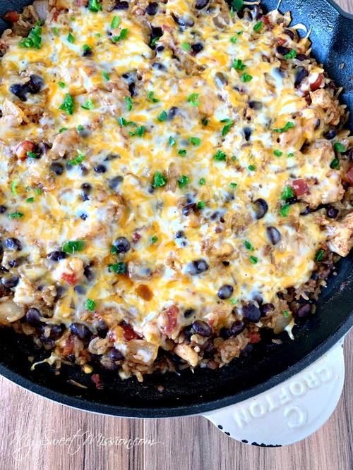 Cheesy Mexican Chicken Dinner Cheesy Mexican Chicken Dinner