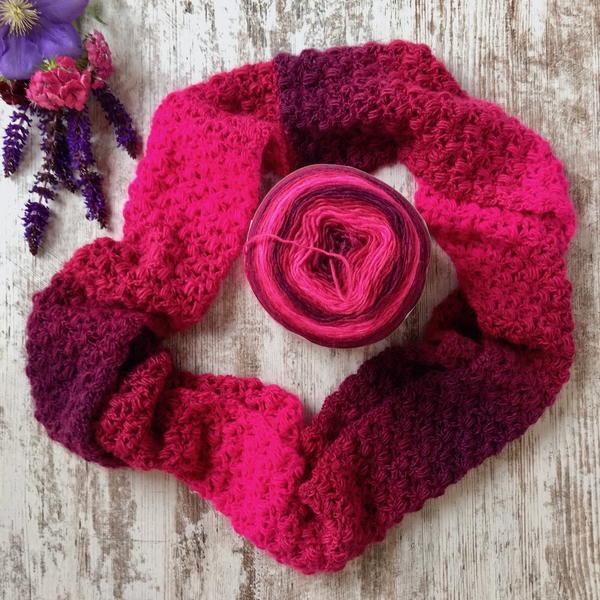 Shades of Pink Infinity Scarf Shades of Pink Infinity Scarf