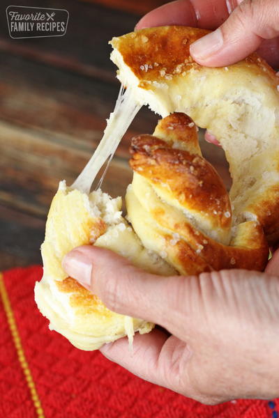 Disneyland Jalapeno Cheese Pretzel Copycat Disneyland Jalapeno Cheese Pretzel Copycat
