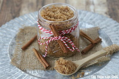 DIY Cinnamon Sugar Scrub
