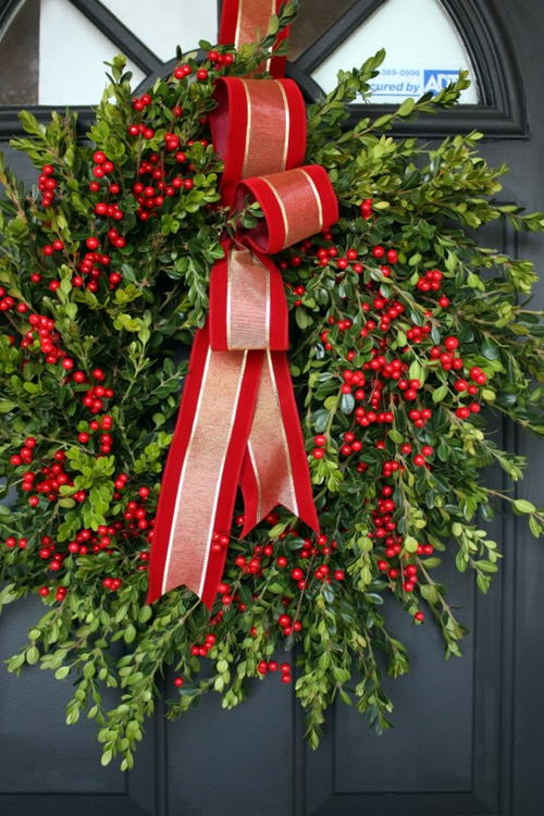 Boxwood Berry Wreath Boxwood Berry Wreath