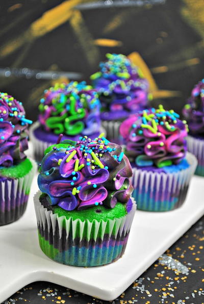 Solo A Star Wars Story Galaxy Cupcakes Solo: A Star Wars Story Galaxy Cupcakes