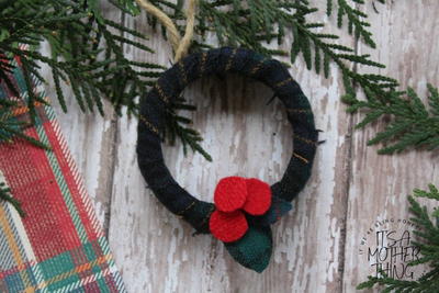 Mason Jar Lid Wreath Ornament