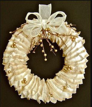 Ivory Ruffles Wreath Ivory Ruffles Wreath
