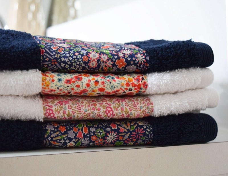 Quilted Decorative Hand Towel Pattern | FaveQuilts.com