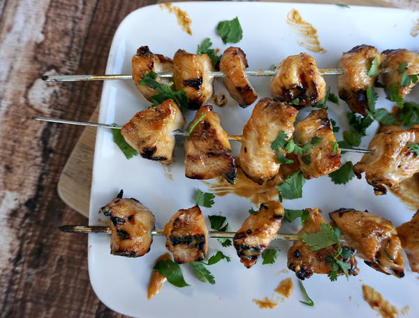 Grilled Chicken Kabobs with Spicy Peanut Sauce Grilled Chicken Kabobs with Spicy Peanut Sauce