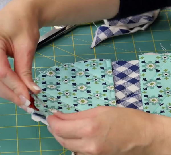 Example of clipping quilts.