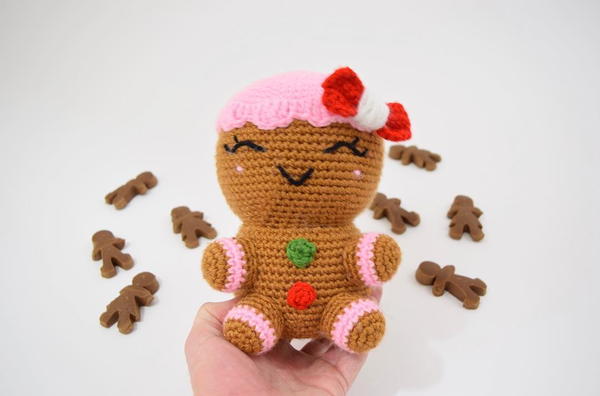 Charlie The Gingerbread Woman Jumbo Charlie The Gingerbread Woman (Jumbo)