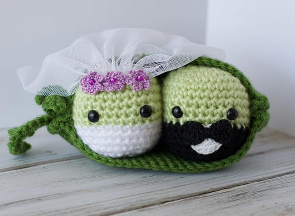 Peas in a Pod Get Married Peas in a Pod Get Married