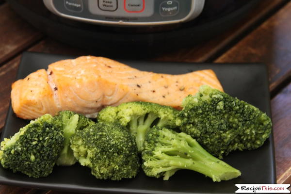 Instant Pot Salmon Broccoli Instant Pot Salmon & Broccoli