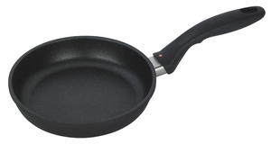 Swiss Diamond XD 8" Nonstick Fry Pan Giveaway