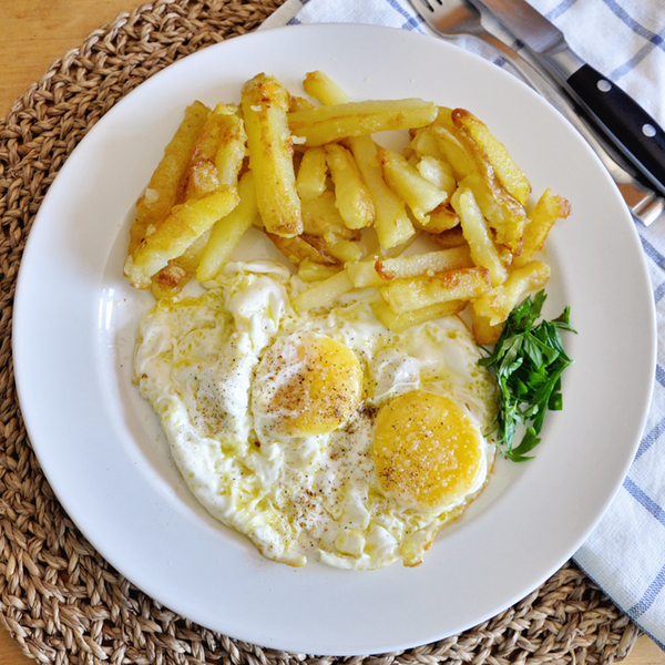 Spanish Eggs with Fried Potatoes in Extra Virgin Olive Oil Spanish Eggs with Fried Potatoes in Extra Virgin Olive Oil