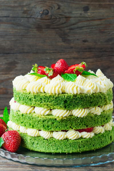 Strawberry Spinach Cake Strawberry Spinach Cake
