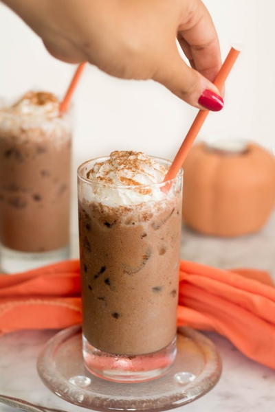 Iced Vegan Pumpkin Spice Hot Chocolate Iced Vegan Pumpkin Spice Hot Chocolate
