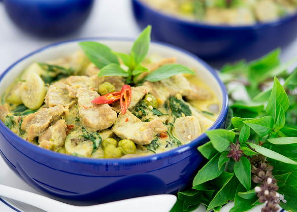 Thai Green Curry with Beef Gaeng Keow Wan Thai Green Curry with Beef (Gaeng Keow Wan)