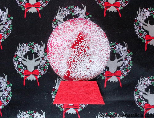 Snow Globe Mini Quilt Snow Globe Mini Quilt