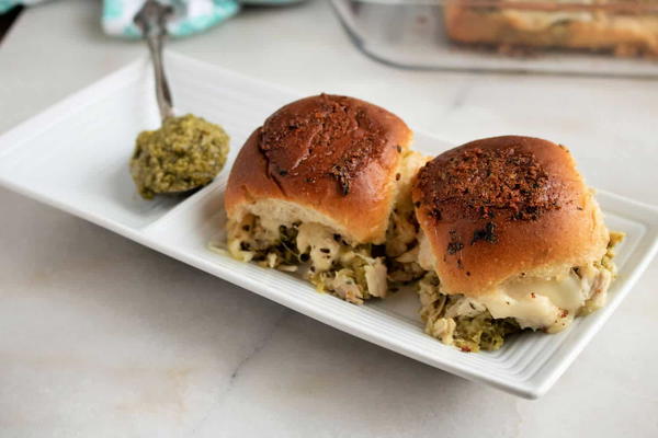 Cheesy Pesto Chicken Sliders Recipe Cheesy Pesto Chicken Sliders Recipe