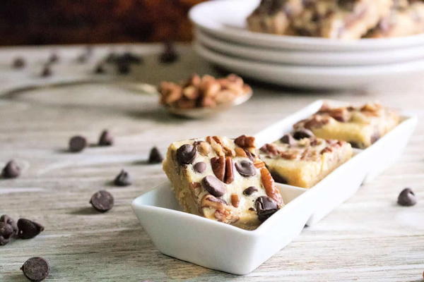 Creamy Pecan Chocolate Chip Bars Creamy Pecan Chocolate Chip Bars