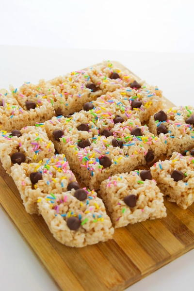 Easy Rainbow Unicorn Poop Rice Krispie Treats Easy Rainbow Unicorn Poop Rice Krispie Treats