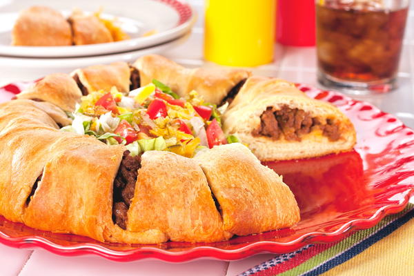 Easy Cheeseburger Ring