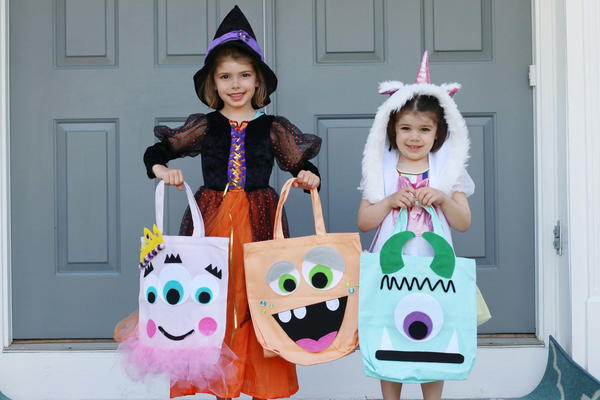 No-Sew Monster Trick-or-Treat Totes No-Sew Monster Trick-or-Treat Totes