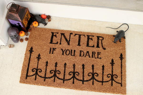 DIY Halloween Doormat DIY Halloween Doormat
