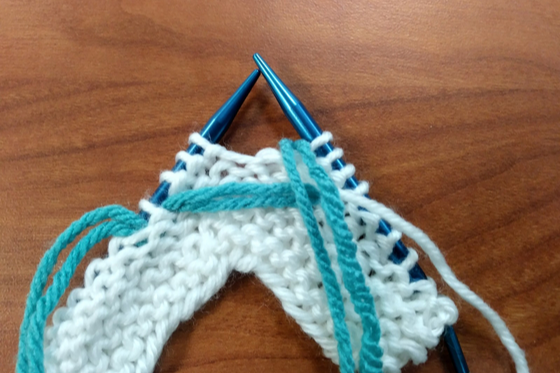 Roositud Knitting on the Wrong Side Step 4