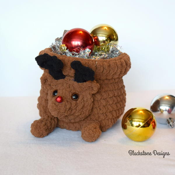 Reindeer Basket Reindeer Basket