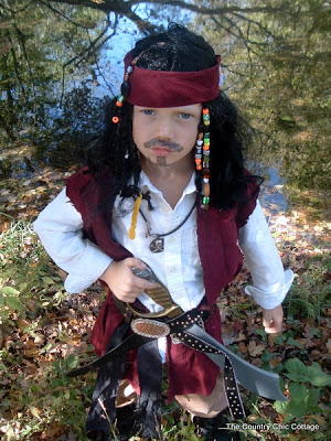 Jack Sparrow DIY Pirate Costume Jack Sparrow DIY Pirate Costume