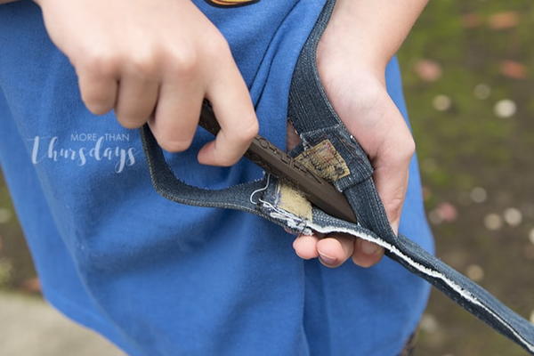 DIY Harry Potter Wand Holder DIY Harry Potter Wand Holder