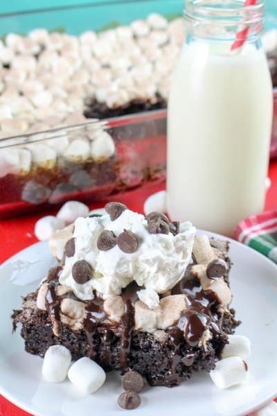 Hot Cocoa Chocolate Dump Cake Hot Cocoa Chocolate Dump Cake