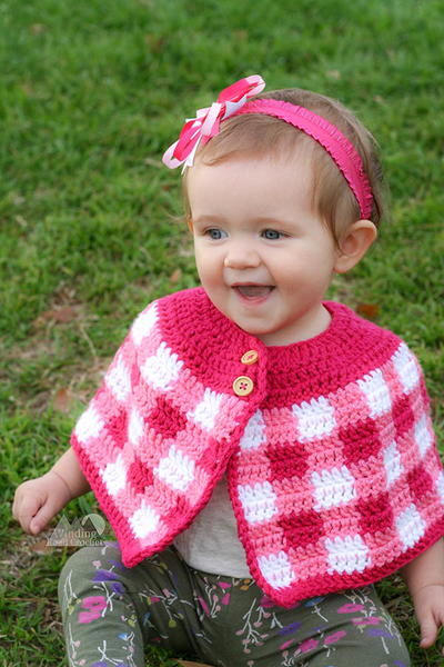 Plaid Cape for Babies and Girls Plaid Cape for Babies and Girls
