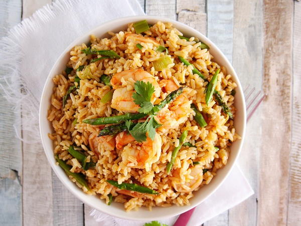 Easy Shrimp Fried Rice Recipe With Asparagus and Green Onions Easy Shrimp Fried Rice Recipe With Asparagus and Green Onions