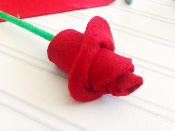 Easy Felt Roses Easy Felt Roses