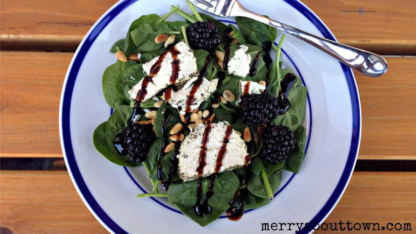 BLACKBERRY GOAT CHEESE SALAD BLACKBERRY GOAT CHEESE SALAD