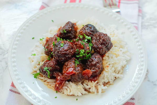SPICY CHERRY CROCKPOT MEATBALLS SPICY CHERRY CROCKPOT MEATBALLS