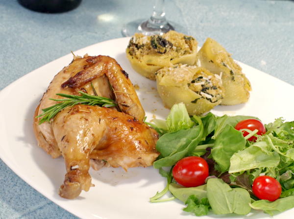 Cornish Hens with Rosemary Wine Sauce Cornish Hens with Rosemary Wine Sauce