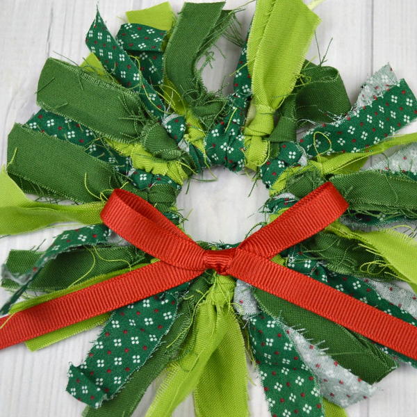 Mini Rustic Christmas Wreath