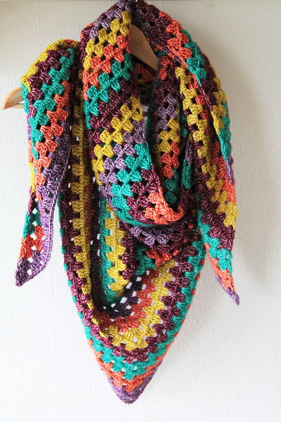 Granny XL winter shawl