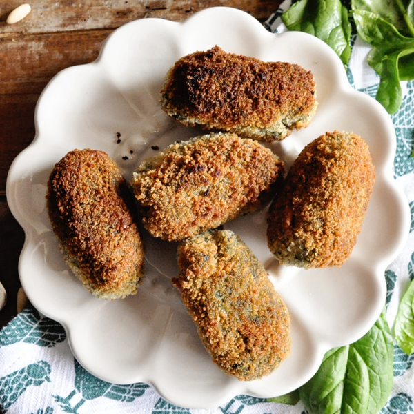 Authentic Spanish Croquettes with Spinach Authentic Spanish Croquettes with Spinach