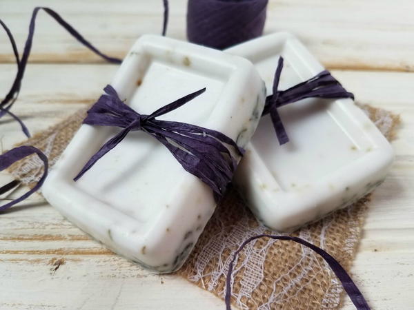 Vanilla Lavender Soap Recipe Using Melt and Pour Vanilla & Lavender Soap Recipe Using Melt and Pour