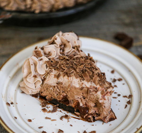 Ultimate Baileys Chocolate Cream Pie Ultimate Baileys Chocolate Cream Pie