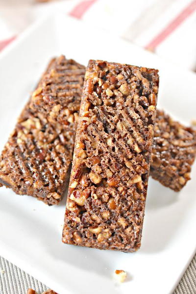 LOW CARB KETO GRANOLA BAR LOW CARB KETO GRANOLA BAR