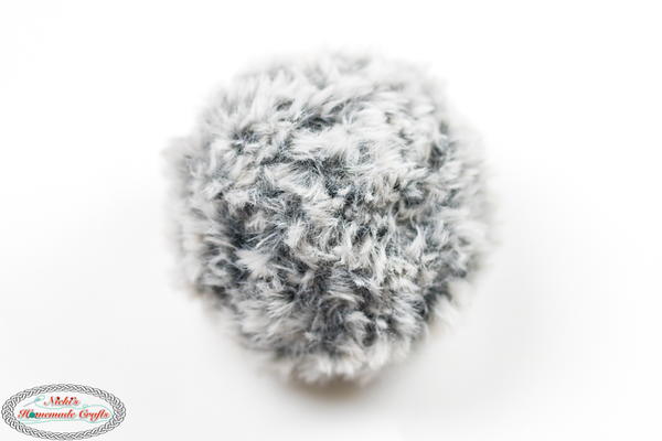 Faux Fur Pom Pom Faux Fur Pom Pom