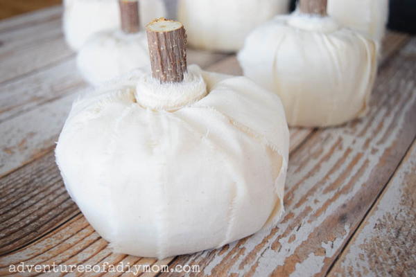 Farmhouse Toilet Paper Pumpkins Farmhouse Toilet Paper Pumpkins