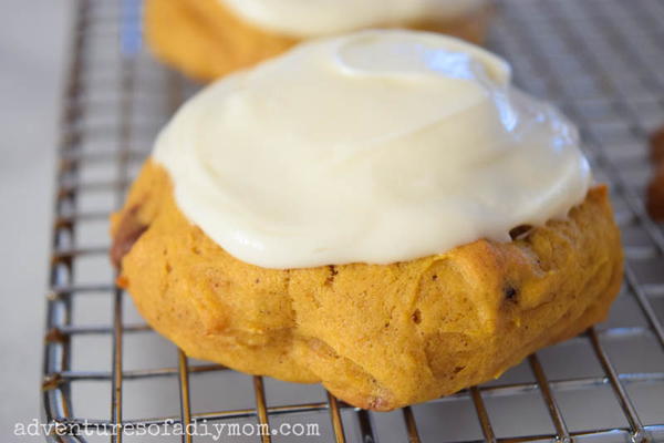 Soft Pumpkin Cookies Soft Pumpkin Cookies
