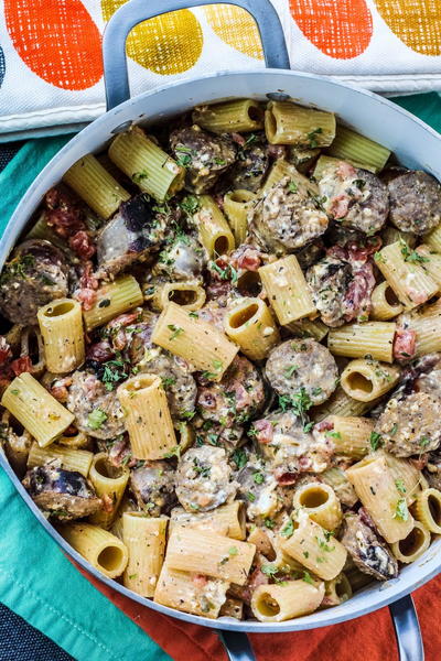 EASY BRATWURST PASTA EASY BRATWURST PASTA